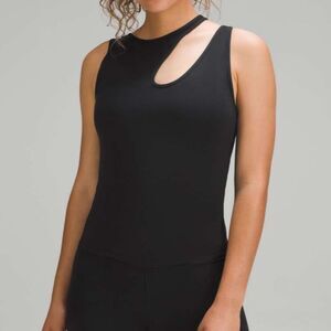 Lululemon Shoulder Cut-Out Yoga Tank Top